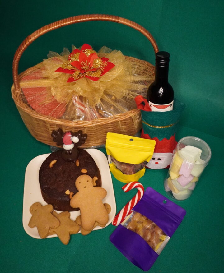 Heritage Cane Basket Christmas Hamper